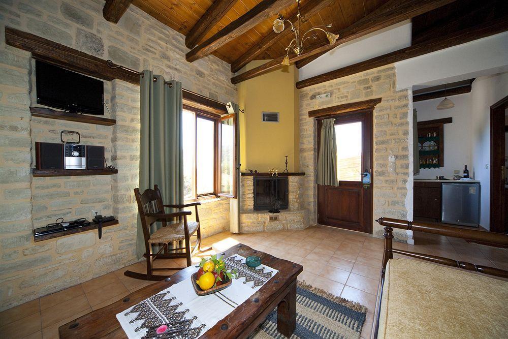 Eleonas Hotel Faistos Luaran gambar